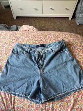 Hollister Light Wash Blue Denim Shorts